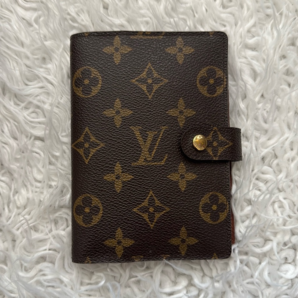 Louis Vuitton calendar folder